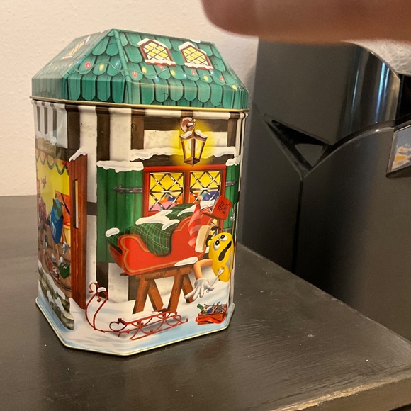 M&MS tin - Picture 3 of 5